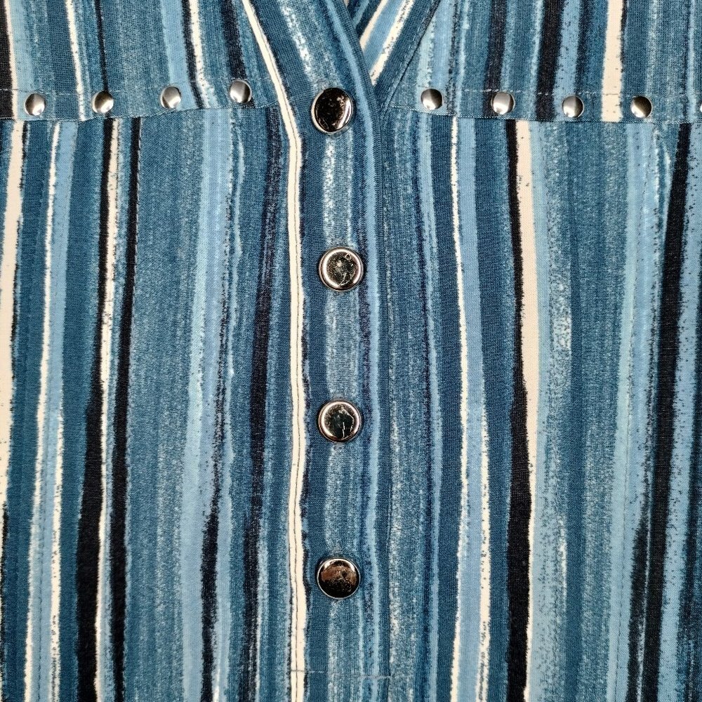 NWT Cocomo Plus Size 1X Blue Stripe Print Studded Pintuck 3/4 Sleeve Blouse Top - Picture 4 of 7